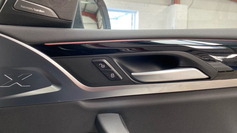 BMW X3 xDrive20i MHT xLine 5dr Step Auto Petrol Estate